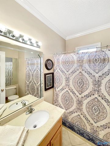 2217 Yorkshire Se SE, Decatur, AL 35601