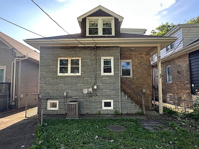 2514 N 79th Avenue, Elmwood Park, IL 60707