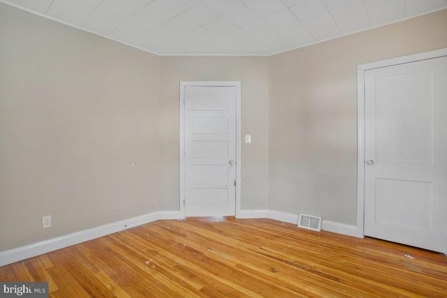 7739 OVERHILL RD, Glen Burnie, MD 21060