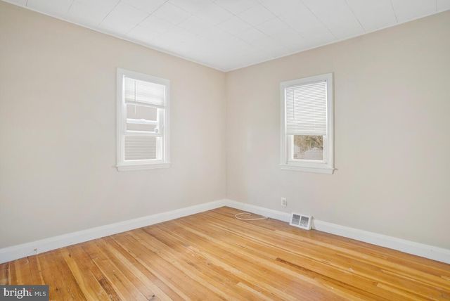 7739 OVERHILL RD, Glen Burnie, MD 21060