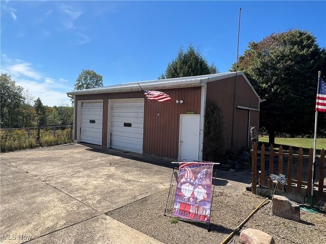 2701 Orangeville Road, Masury, OH 44438