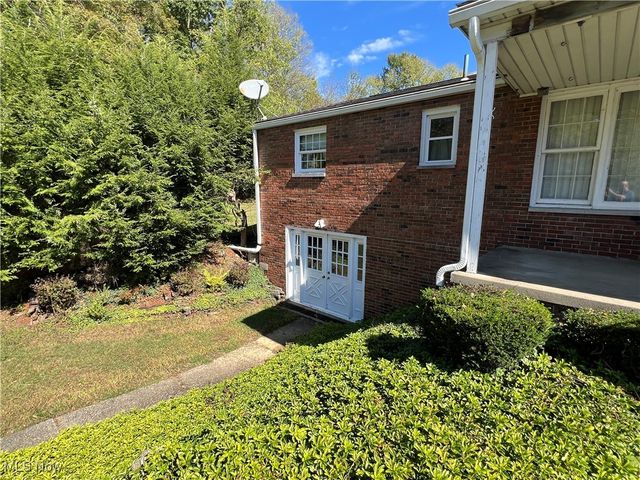 2701 Orangeville Road, Masury, OH 44438