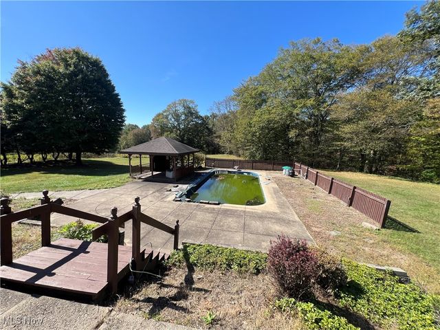 2701 Orangeville Road, Masury, OH 44438