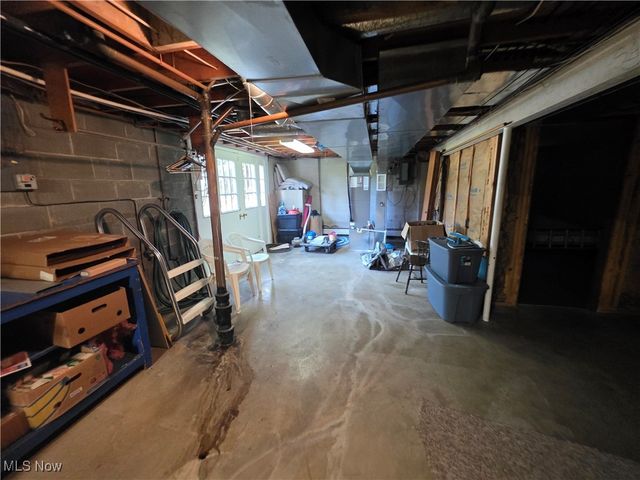 2701 Orangeville Road, Masury, OH 44438