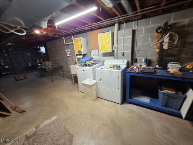 2701 Orangeville Road, Masury, OH 44438