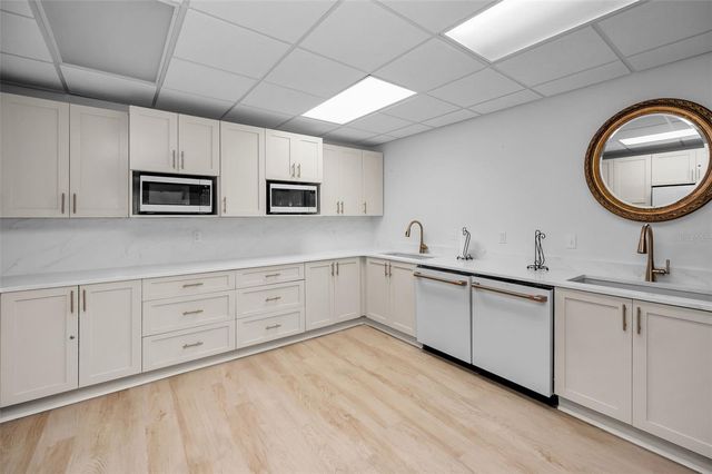 634 EDGEWATER DRIVE 644, Dunedin, FL 34698