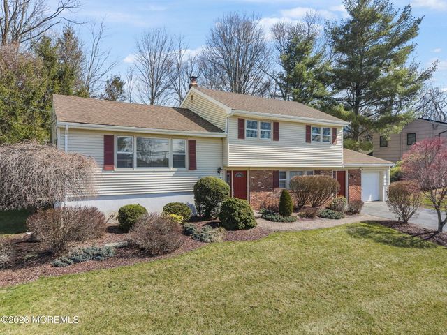 11 Pilgrim Way, Wayne, NJ 07470