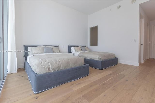 17475 Collins Avenue 1802, Sunny Isles Beach, FL 33160