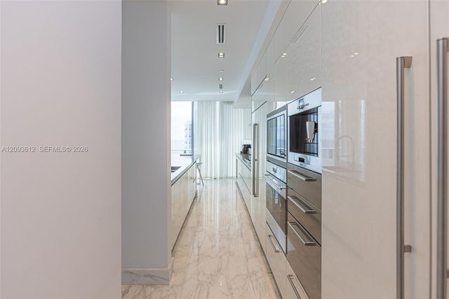 17475 Collins Avenue 1802, Sunny Isles Beach, FL 33160
