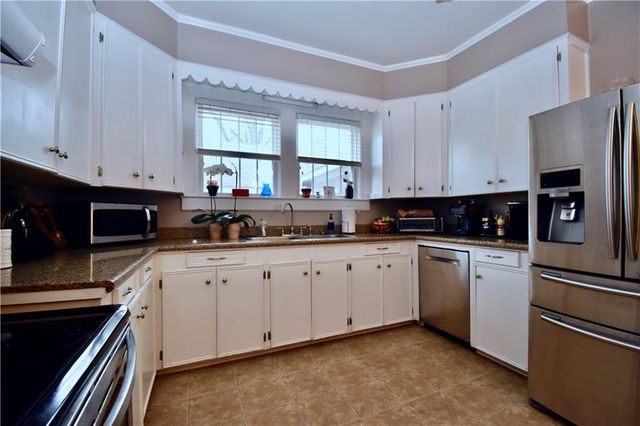 211 MYRTLE Street, Pineville, LA 71360