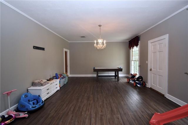 211 MYRTLE Street, Pineville, LA 71360