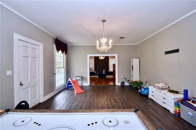 211 MYRTLE Street, Pineville, LA 71360