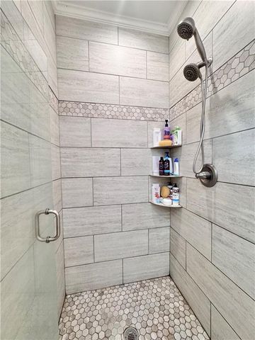 211 MYRTLE Street, Pineville, LA 71360