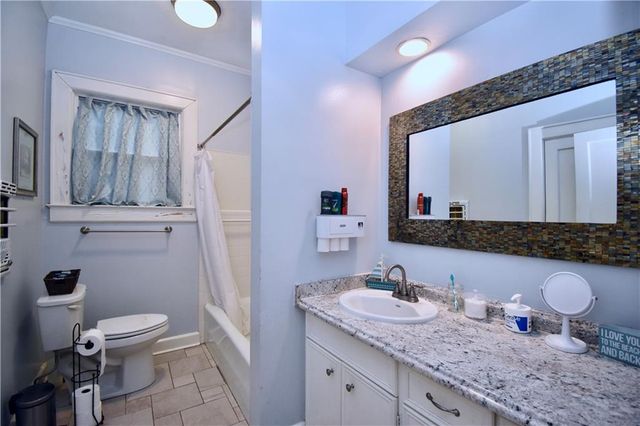 211 MYRTLE Street, Pineville, LA 71360