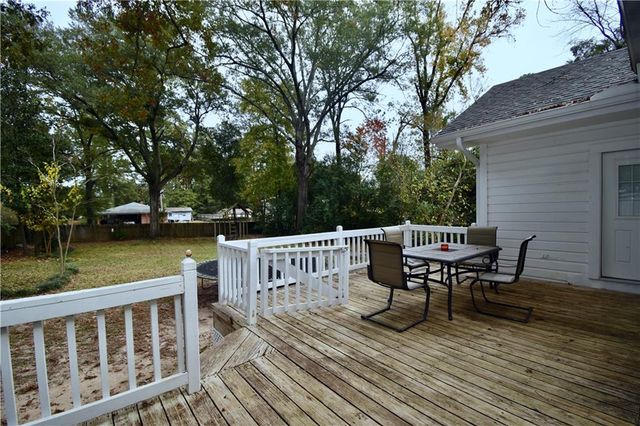 211 MYRTLE Street, Pineville, LA 71360