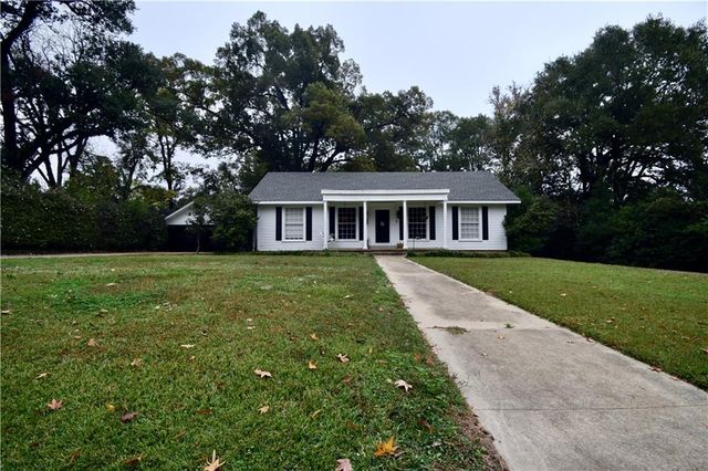 211 MYRTLE Street, Pineville, LA 71360