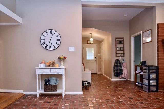 211 MYRTLE Street, Pineville, LA 71360