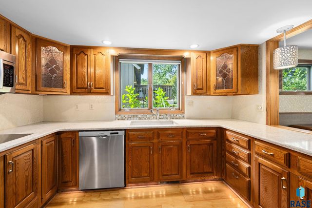4005 S Thunderbird Trl Trail, Sioux Falls, SD 57103