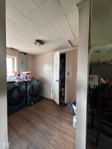 3005 5th Avenue E, Indianapolis, IN 46221