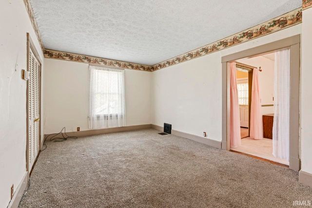 1549 Thornburg Street, New Castle, IN 47362