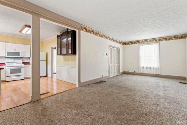 1549 Thornburg Street, New Castle, IN 47362