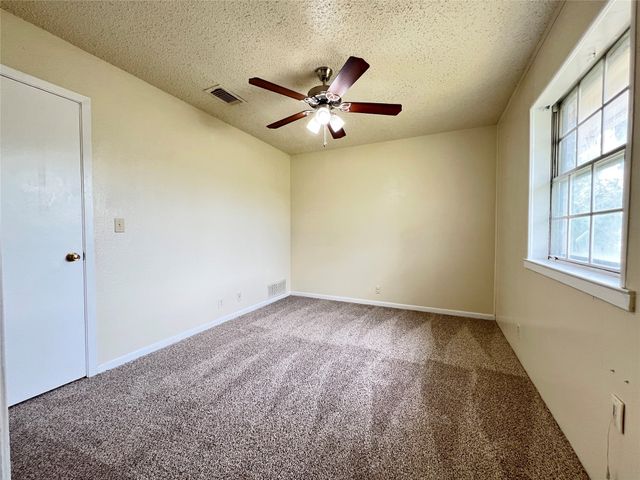 502 Brumley Road, Krugerville, TX 76227