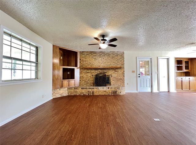 502 Brumley Road, Krugerville, TX 76227