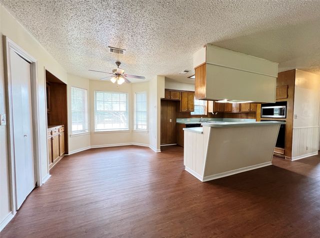 502 Brumley Road, Krugerville, TX 76227