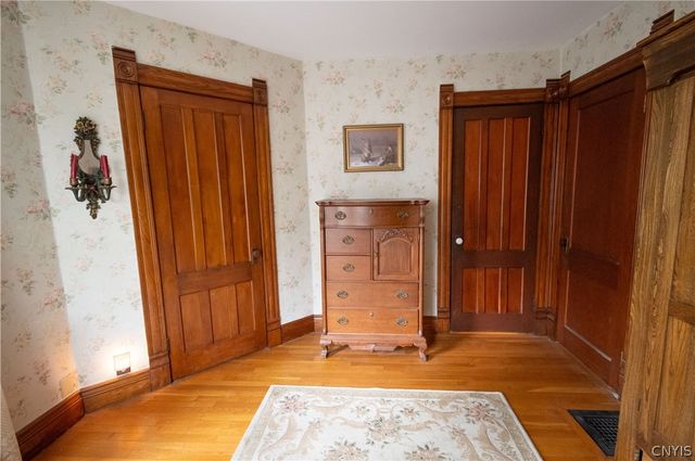 207 South AVERY Avenue, Syracuse, NY 13204