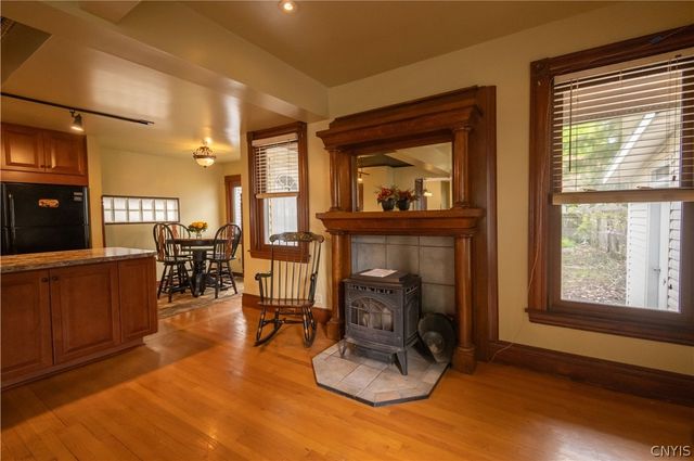 207 South AVERY Avenue, Syracuse, NY 13204