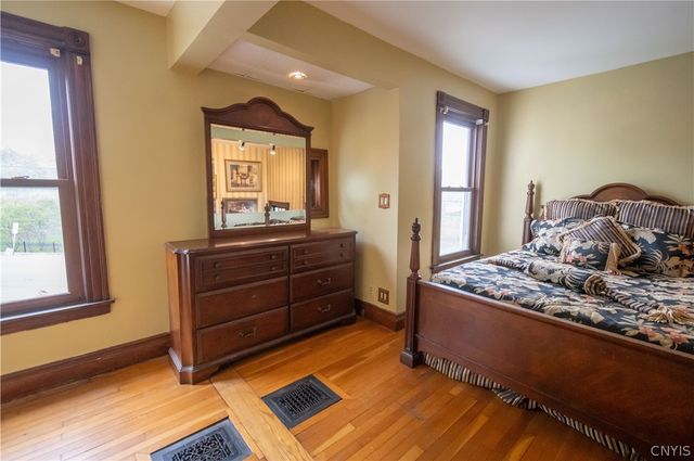207 South AVERY Avenue, Syracuse, NY 13204