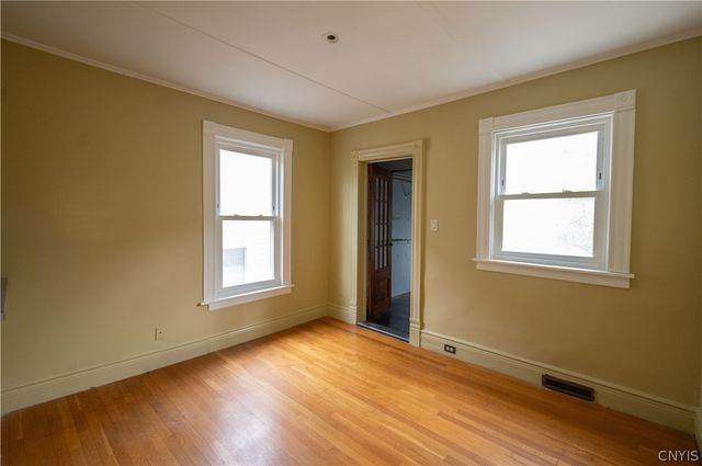 207 South AVERY Avenue, Syracuse, NY 13204
