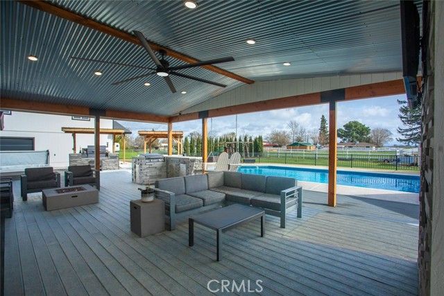 1559 Daphne, Yuba City, CA 95993