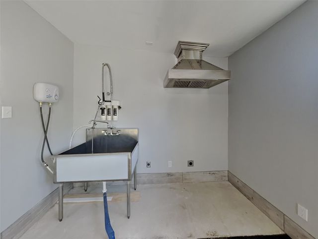 4156 Justin Drive, Fort Worth, TX 76244