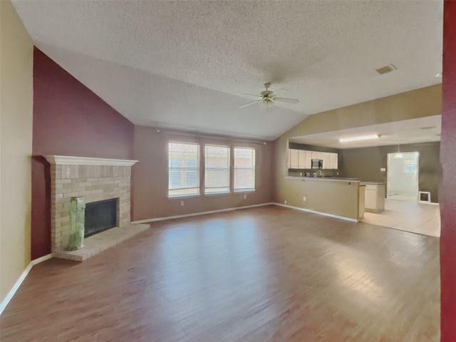 4156 Justin Drive, Fort Worth, TX 76244