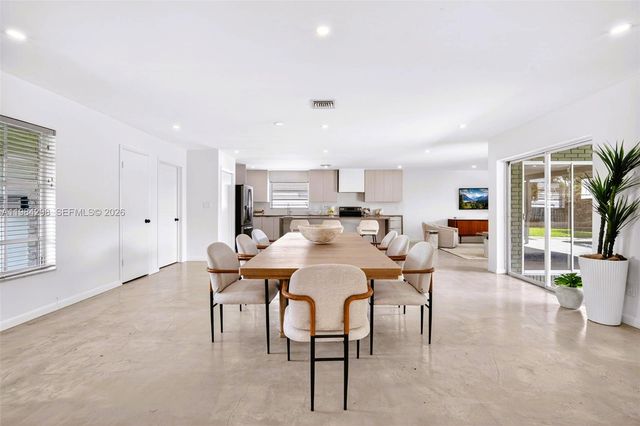 1119 N 46th Ter, Hollywood, FL 33021