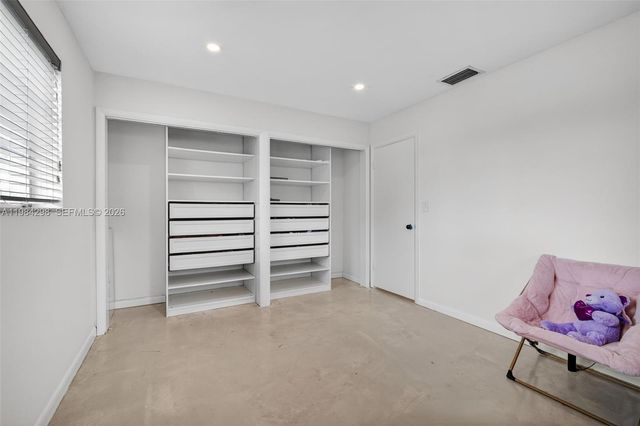 1119 N 46th Ter, Hollywood, FL 33021