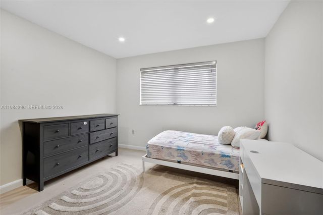 1119 N 46th Ter, Hollywood, FL 33021