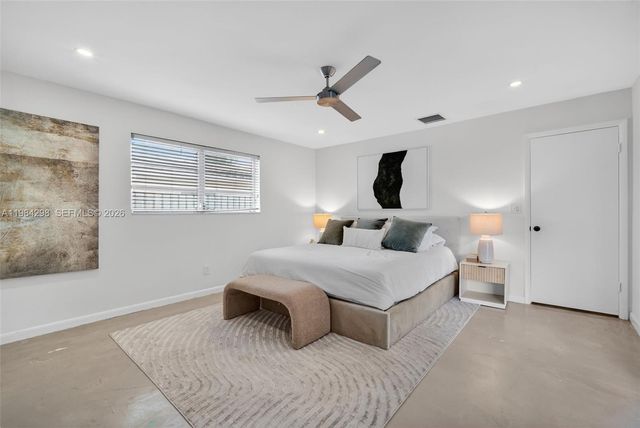 1119 N 46th Ter, Hollywood, FL 33021