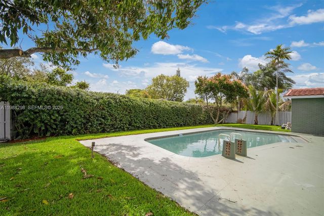 1119 N 46th Ter, Hollywood, FL 33021