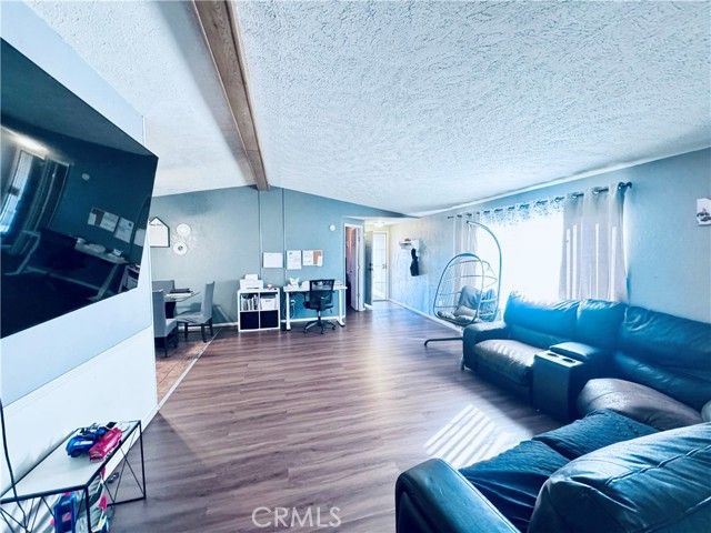 250 N. Linden Avenue 250, Rialto, CA 92376