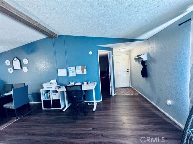 250 N. Linden Avenue 250, Rialto, CA 92376