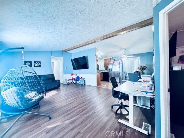 250 N. Linden Avenue 250, Rialto, CA 92376