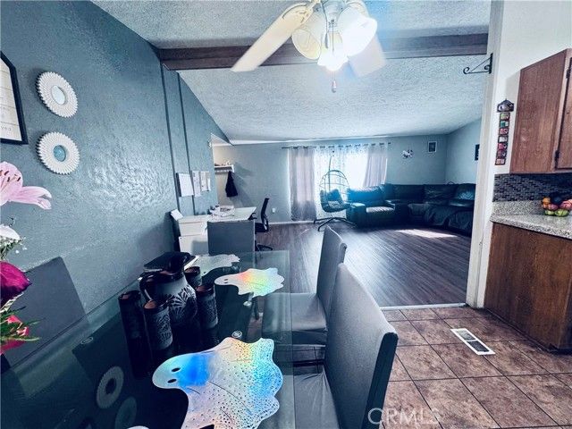 250 N. Linden Avenue 250, Rialto, CA 92376