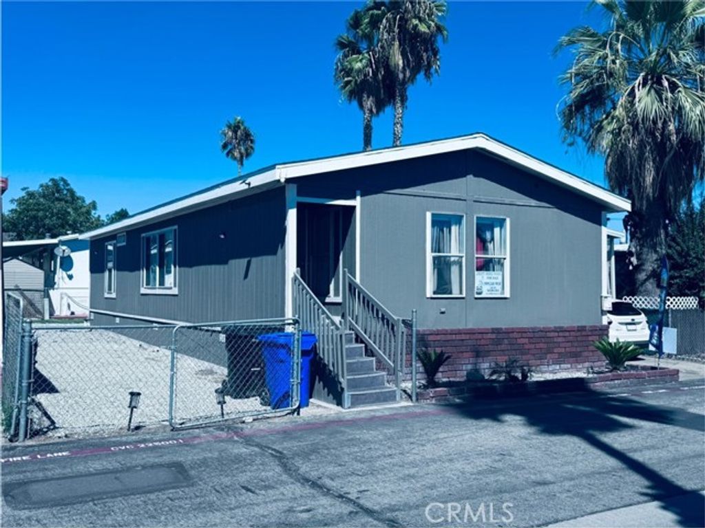 250 N. Linden Avenue 250, Rialto, CA 92376