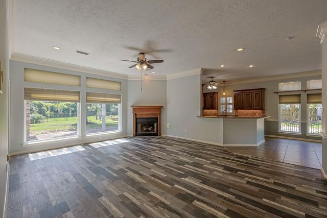 518 Box Elder Drive, Magnolia, TX 77354
