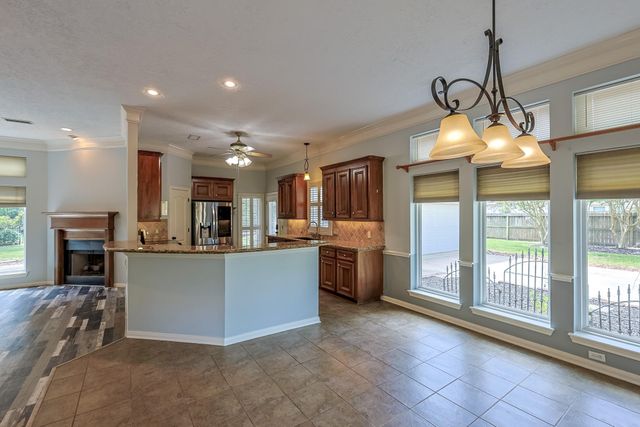 518 Box Elder Drive, Magnolia, TX 77354