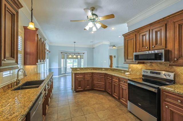 518 Box Elder Drive, Magnolia, TX 77354