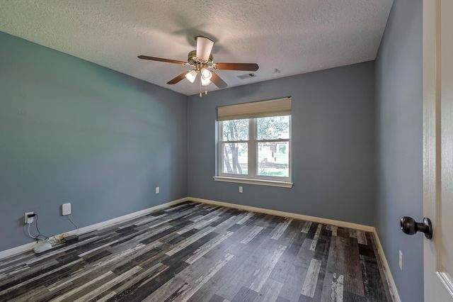 518 Box Elder Drive, Magnolia, TX 77354