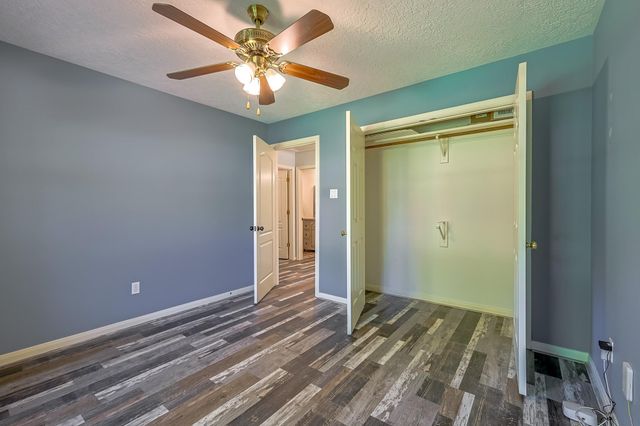 518 Box Elder Drive, Magnolia, TX 77354